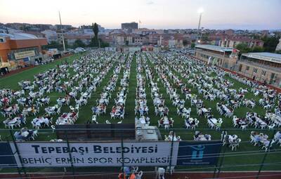 İFTARIN BEREKETİ ERTUĞRULGAZİ'DE PAYLAŞILDI